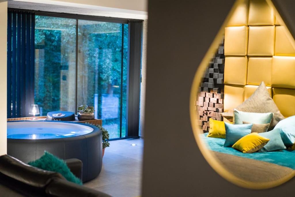 Buenas Noches Villa Standing Piscine & Wellness Boncelles Extérieur photo